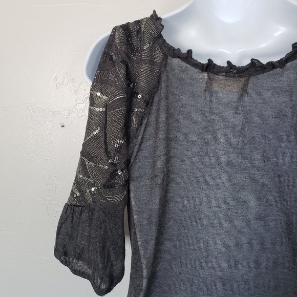 Bohme Small Charcoal Grey Cold Shoulder Blouse V-neck Sequin Embellishments Top - Picture 3 of 10